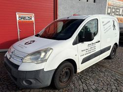 Weiß Gebraucht 2010 Citroën Berlingo Van / Kleinbus | 1.499 € (Superpreis)