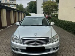 Silber Gebraucht 2007 Mercedes C220 Limousine | 8.000 € (Fairer Preis)