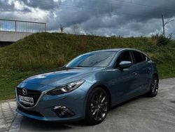 Blau Gebraucht 2016 Mazda 3 Nakama Limousine | 12.900 € (Fairer Preis)