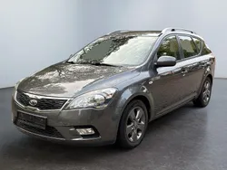 Grau Gebraucht 2010 Kia Ceed Sportswagon Kombi | 3.550 € (Fairer Preis)