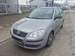 Silber Gebraucht 2007 VW Polo Trendline Limousine | 2.999 € (Fairer Preis)