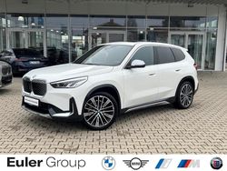 Weiss Gebraucht 2023 BMW iX1 Performance SUV | 35.588 € (Fairer Preis)
