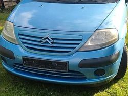 Blau Gebraucht 2002 Citroën C3 Kleinwagen | 1.250 €
