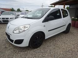 Weiß Gebraucht 2010 Renault Twingo Authentique Kleinwagen | 1.300 € (Guter Preis)