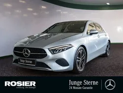 Silber / hightechsilber Gebraucht 2024 Mercedes A200 Advanced Limousine | 31.890 € (Fairer Preis)