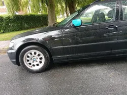 Schwarz Gebraucht 2003 BMW 318 Kombi | 1.700 €