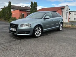 Grau Gebraucht 2011 Audi A3 Sportback Ambition Limousine | 8.000 € (Fairer Preis)