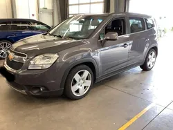 Grau Gebraucht 2011 Chevrolet Orlando LTZ Van / Kleinbus | 8.900 € (Guter Preis)
