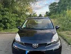 Schwarz Gebraucht 2009 Toyota Aygo Basis Kleinwagen | 3.600 € (Etwas zu teuer)