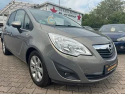 Muskatgrau/muskat braun(m2) Gebraucht 2011 Opel Meriva Design Edition Van / Kleinbus | 4.799 € (Fairer Preis)