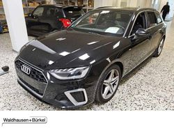 Schwarz Gebraucht 2022 Audi A4 S-Line Kombi | 27.950 € (Fairer Preis)