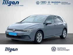 Grau Gebraucht 2020 VW Golf VIII Life Limousine | 16.390 € (Fairer Preis)