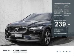 Black solid ´stone´ / solid Gebraucht 2023 Volvo V60 CC Plus Kombi | 33.840 € (Superpreis)