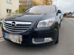 Schwarz Gebraucht 2011 Opel Insignia Kombi | 7.500 € (Teuer)