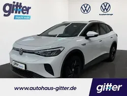 Weiß (gletscherweiß metallic) Gebraucht 2021 VW ID.4 Pro Performance SUV | 25.947 € (Superpreis)