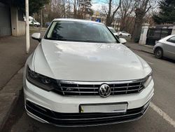 Weiß Gebraucht 2018 VW Passat Highline Limousine | 15.500 € (Fairer Preis)