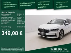 Kristallweiß uni Gebraucht 2024 Skoda Superb Selection Kombi | 32.589 € (Etwas zu teuer)