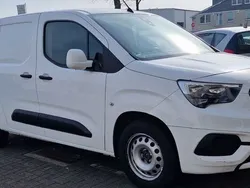 Jade weiss/arktis weiss Gebraucht 2021 Opel Combo Edition Van / Kleinbus | 11.990 € (Guter Preis)