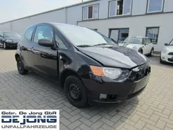 Schwarz metallic Gebraucht 2011 Mitsubishi Colt Limousine | 1.950 € (Superpreis)