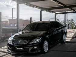 Schwarz Gebraucht 2009 Toyota Crown Limousine | 26.000 €