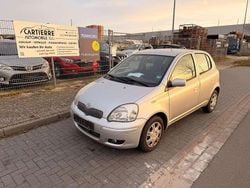 Silber Gebraucht 2005 Toyota Yaris Edition Kleinwagen | 2.999 € (Fairer Preis)