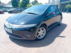 Schwarz Gebraucht 2008 Honda Civic S Limousine | 2.690 €
