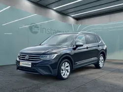 Schwarz Gebraucht 2024 VW Tiguan Allspace Life SUV | 41.195 € (Guter Preis)