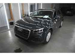 Grau Gebraucht 2021 Audi Q2 Basis SUV | 24.890 € (Guter Preis)
