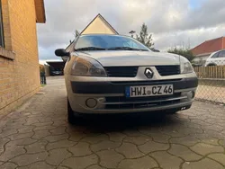 Gebraucht 2004 Renault Clio II Authentique Limousine | 1.950 € (Etwas zu teuer)