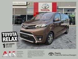 Brown rich oak Gebraucht 2022 Toyota Proace Verso Plus Kombi | 32.490 € (Guter Preis)