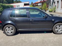 Schwarz Gebraucht 2002 VW Golf S Limousine | 1.450 € (Superpreis)