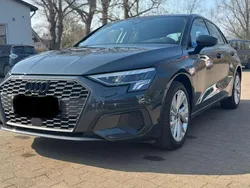 Grau Gebraucht 2023 Audi A3 Sportback Sport Limousine | 27.250 € (Guter Preis)