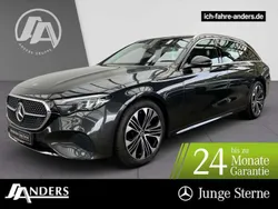Graphitgrau Gebraucht 2023 Mercedes E220 Avantgarde Kombi | 44.374 € (Guter Preis)