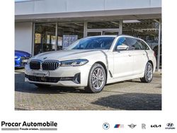 Weiß Gebraucht 2022 BMW 530 Efficient Dynamics Kombi | 36.950 € (Guter Preis)