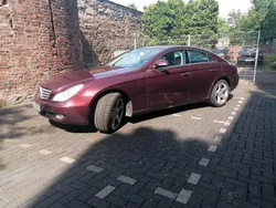 Rot Gebraucht 2007 Mercedes CLS350 Limousine | 8.000 €
