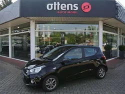 Phantom black Gebraucht 2015 Hyundai i10 Kleinwagen | 6.480 € (Etwas zu teuer)