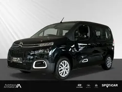 Perla nera schwarz Gebraucht 2023 Citroën Berlingo Feel Van / Kleinbus | 24.490 € (Fairer Preis)
