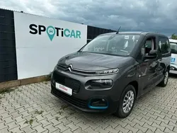 Platiniumgrau Gebraucht 2024 Citroën e-Berlingo Feel Van / Kleinbus | 25.995 € (Guter Preis)