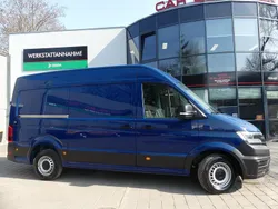 Blau Gebraucht 2021 VW Crafter Van | 33.799 € (Fairer Preis)