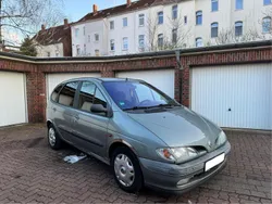 Grau Gebraucht 1998 Renault Scénic Van / Kleinbus | 1.250 € (Guter Preis)