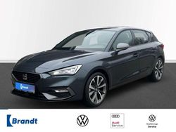 Magnetic grau metallic (metallic) Gebraucht 2024 Seat Leon FR Limousine | 27.990 € (Fairer Preis)