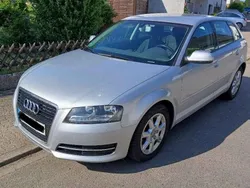 Eissilber Gebraucht 2011 Audi A3 Sportback Ambiente Kleinwagen | 6.490 € (Guter Preis)