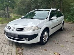 Weiß Gebraucht 2008 Renault Mégane GrandTour Kombi | 2.900 € (Fairer Preis)