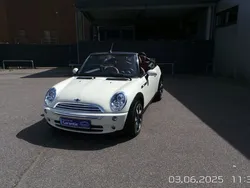 Weiß Gebraucht 2008 Mini Cooper Cabriolet Cabrio | 6.950 € (Etwas zu teuer)