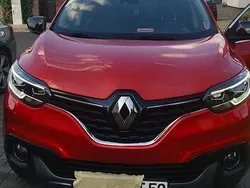 Rot Gebraucht 2016 Renault Kadjar Bose Edition SUV | 10.500 € (Fairer Preis)