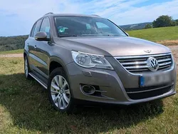 Grau Gebraucht 2009 VW Tiguan SUV | 8.700 € (Fairer Preis)