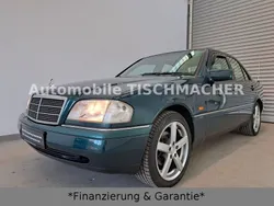 Grün Gebraucht 1995 Mercedes C180 Elegance Limousine | 4.995 €