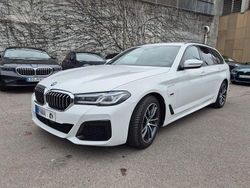 Weiß Gebraucht 2022 BMW 530e Performance Kombi | 34.300 € (Guter Preis)