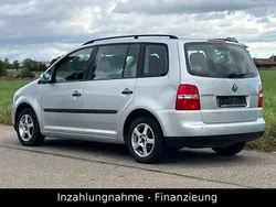 Grau Gebraucht 2004 VW Touran Trendline Van / Kleinbus | 1.900 € (Guter Preis)