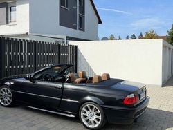 Schwarz Gebraucht 2004 BMW 320 Cabriolet M Sport Cabrio | 10.733 € (Fairer Preis)
